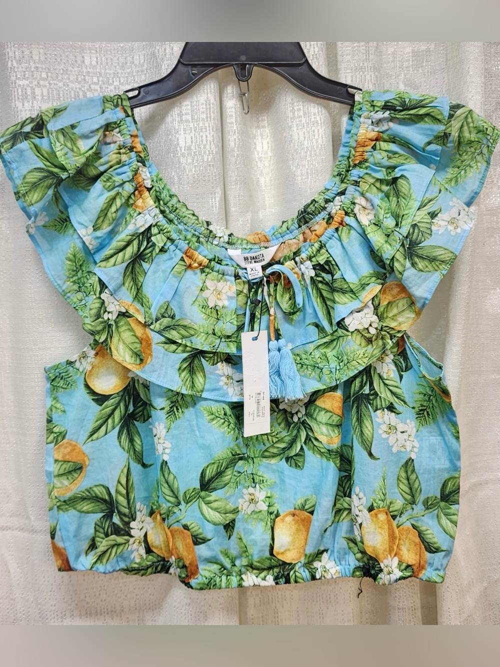 BB Dakota Womans Blue Zest for Life Top Layer Crop Top size xl